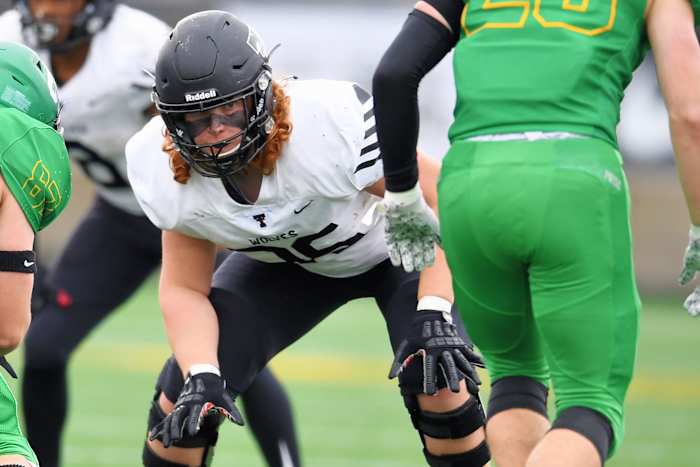 Tualatin.West-Linn.6A-football-semifinal.Leon-Neuschwander.69